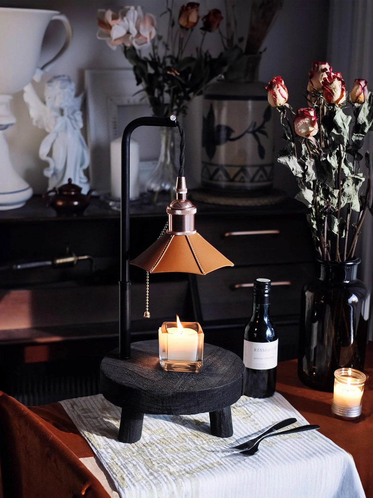 Cordero_Stool_Table_Lamp_15