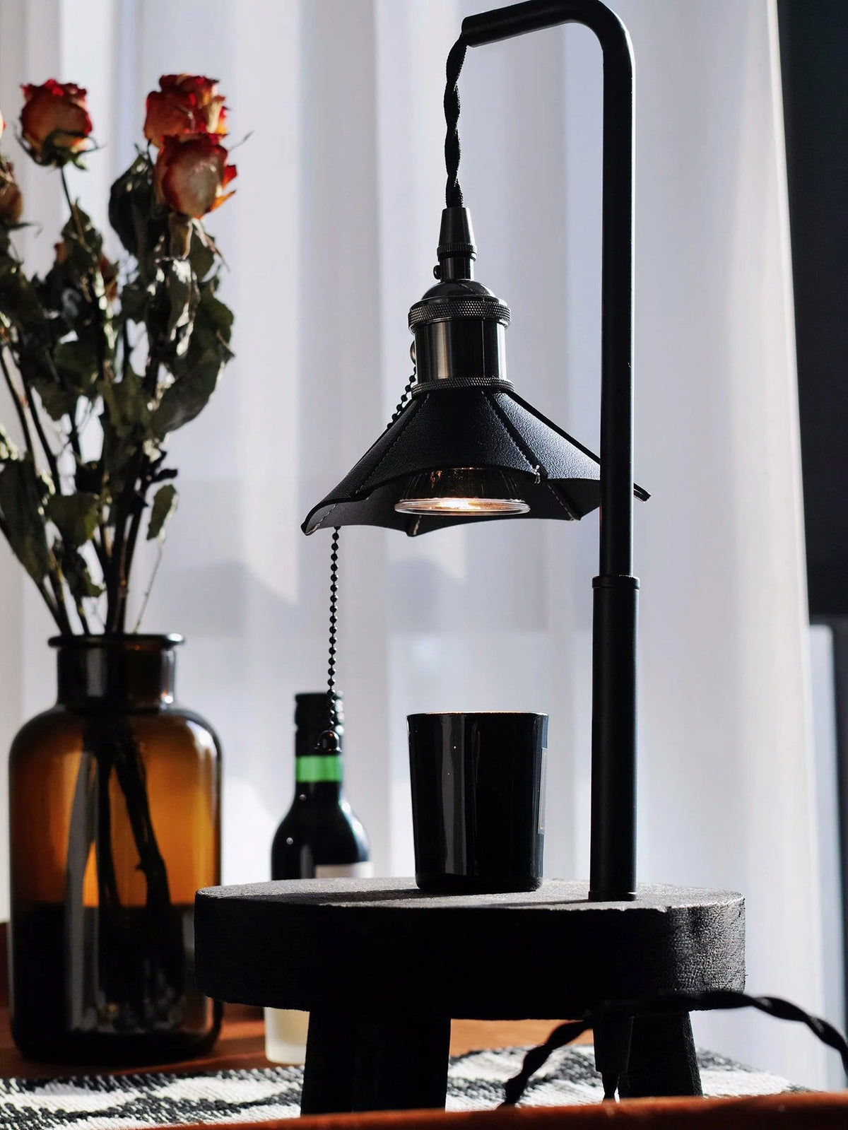 Cordero_Stool_Table_Lamp_9