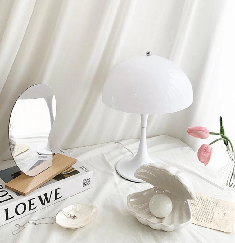 Danish_Mushroom_Table_Lamp_15