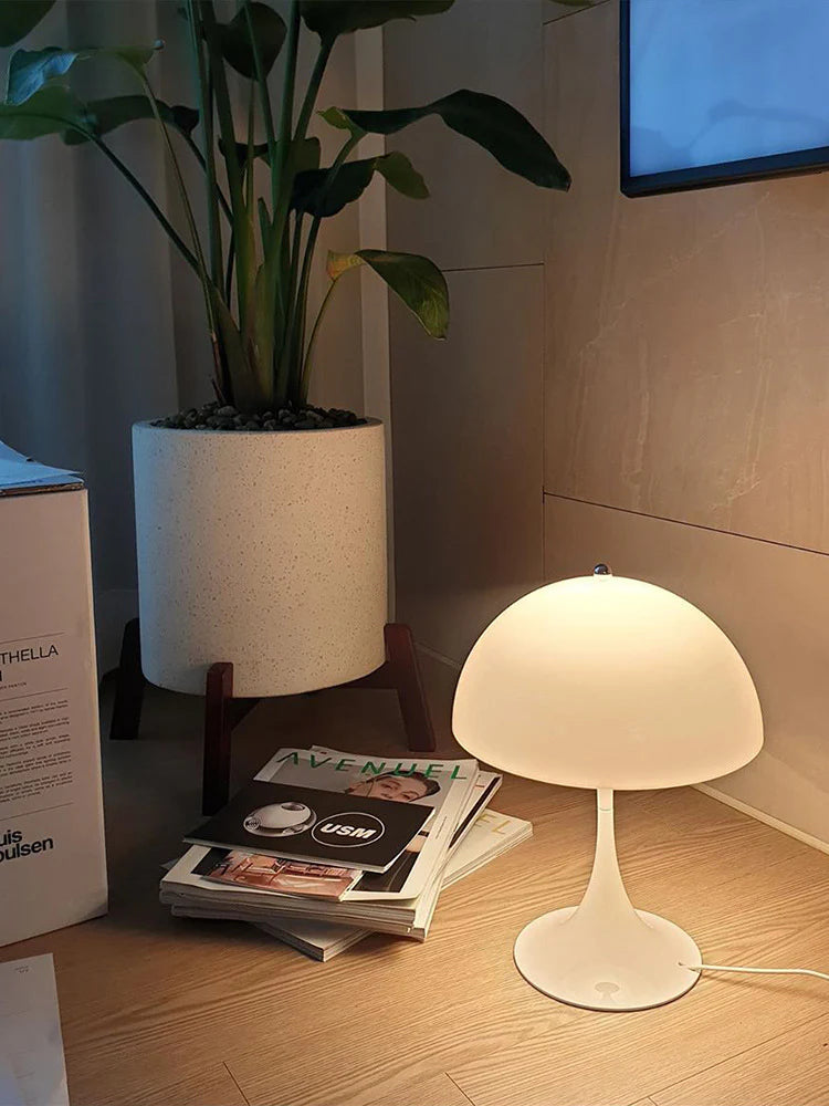 Danish_Mushroom_Table_Lamp_6
