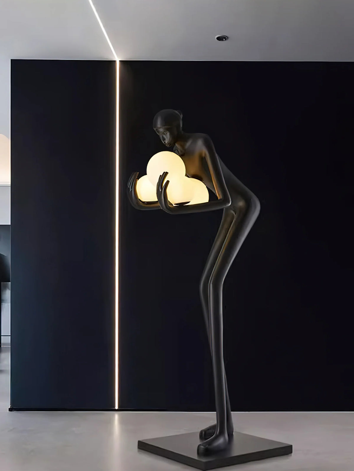 Embrace_Of_Light_Sculpture_Floor_Lamp_10