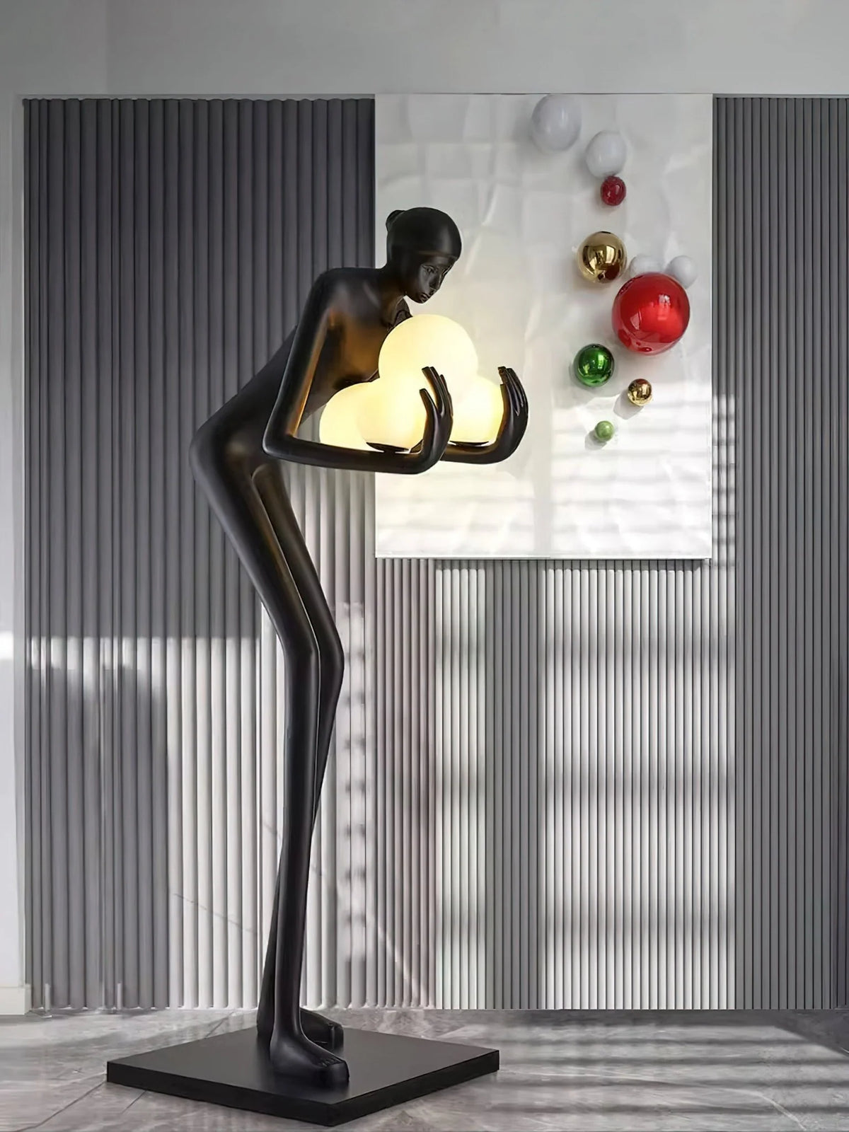 Embrace_Of_Light_Sculpture_Floor_Lamp_4