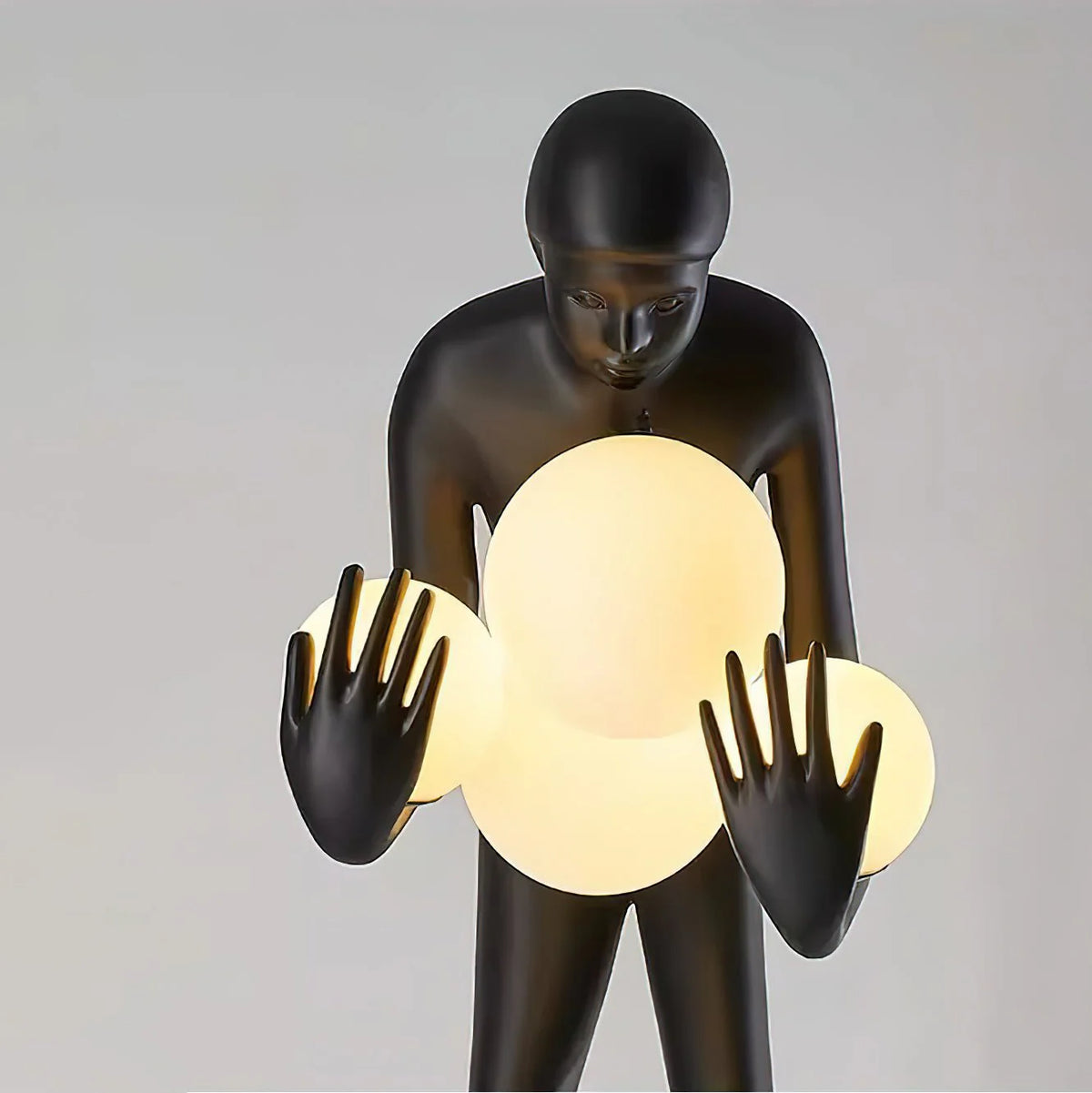 Embrace_Of_Light_Sculpture_Floor_Lamp_5