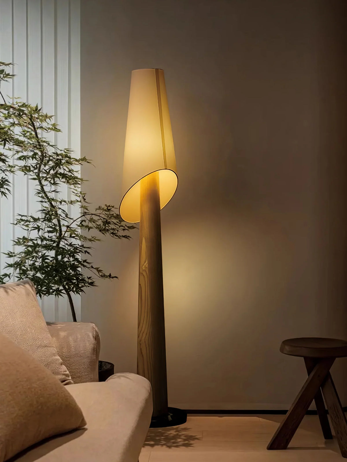 Flag_Floor_Lamp_16