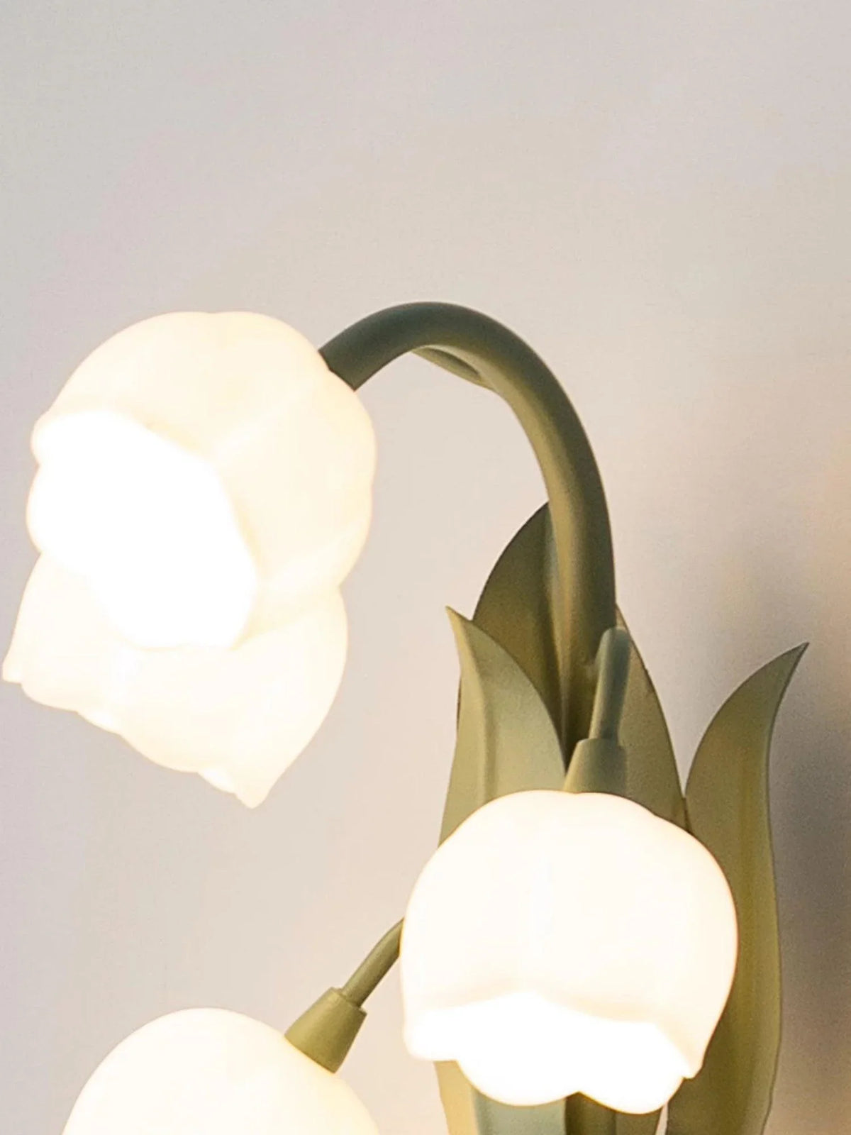 French_Vintage_Lily_Wall_Lamp_12