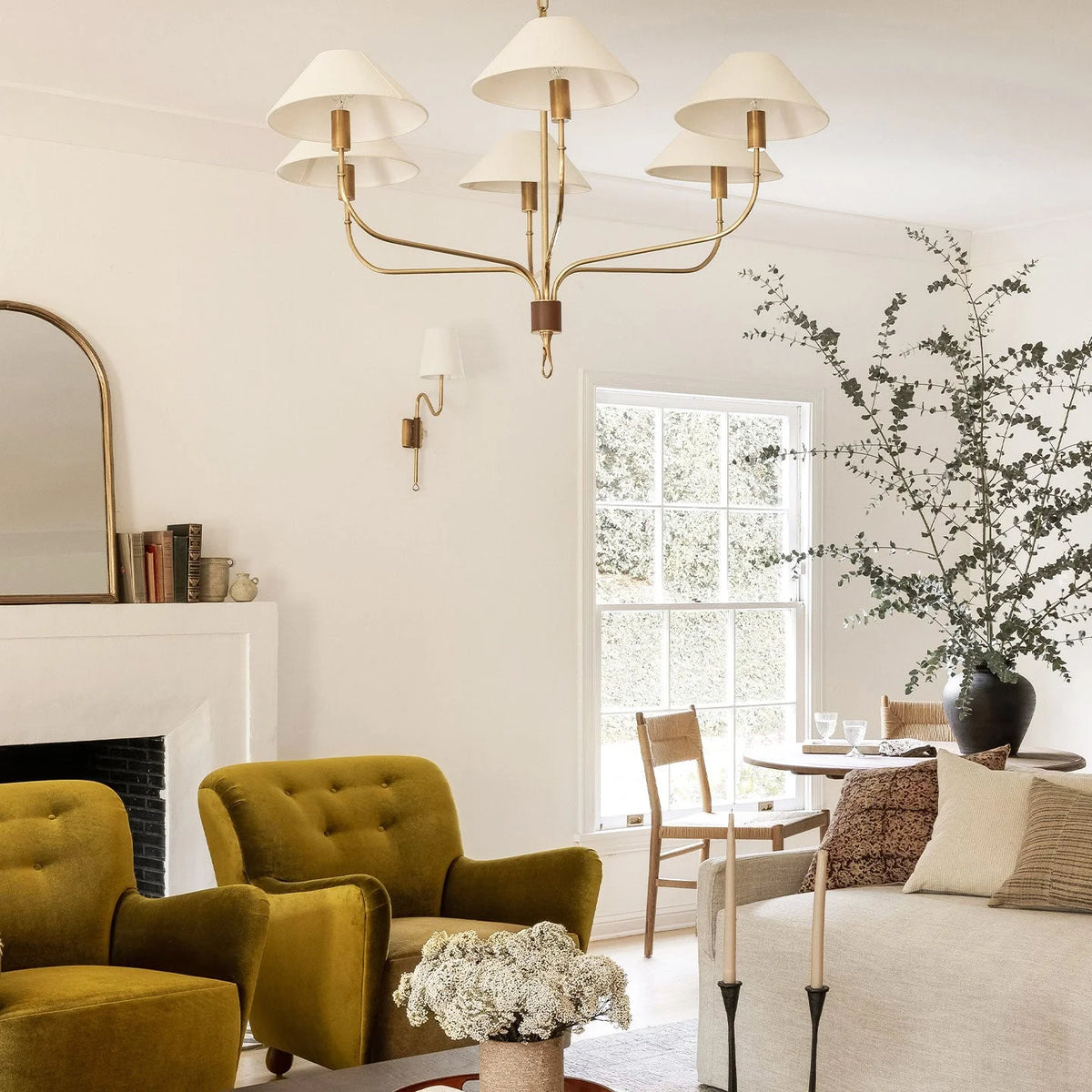 Griffin Staggered Tail Chandelier 2