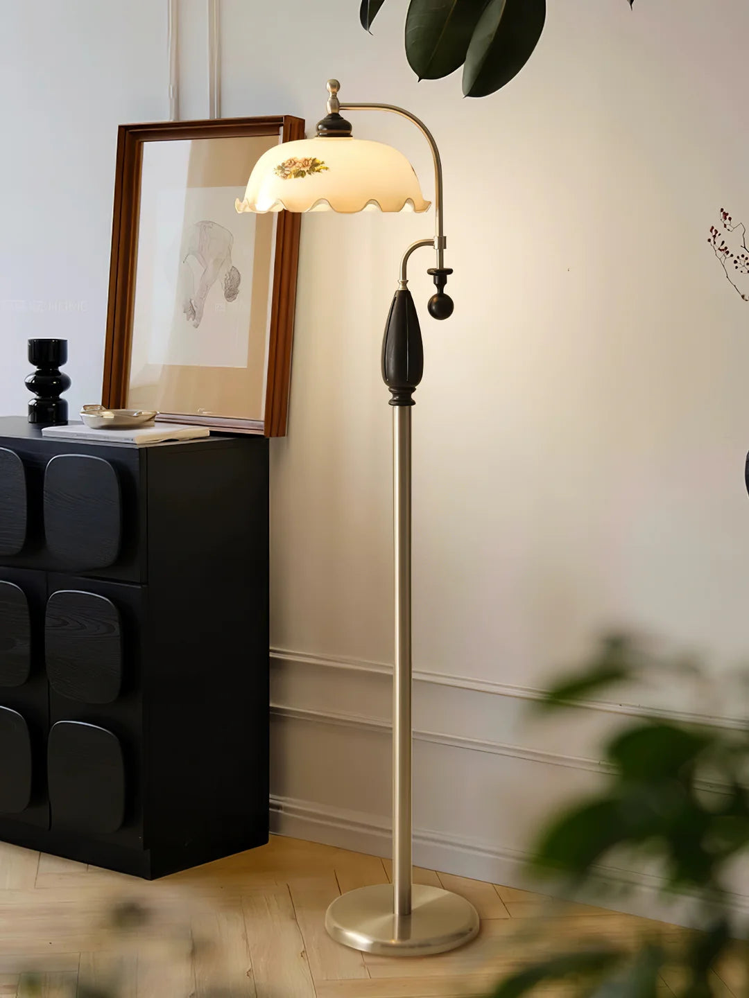 Heritage_Bloom_Floor_Lamp_10