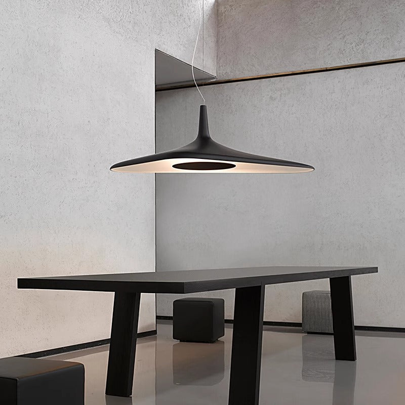 Modern Irregular Resin Pendant Light: Showcases a unique shape crafted from resin, ideal for elevating contemporary interiors.