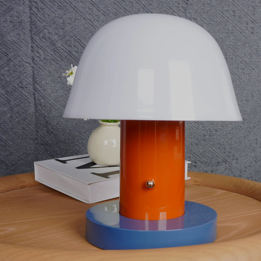 JH27_House_Table_Lamp 2