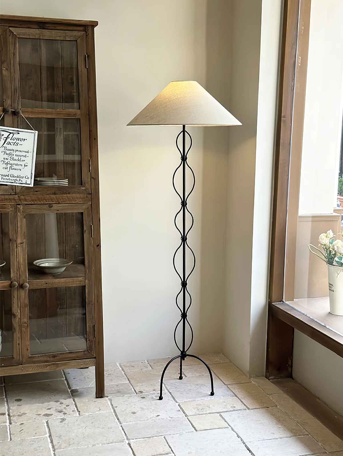 Minimalist_Iron_Twist_Floor_Lamp_10