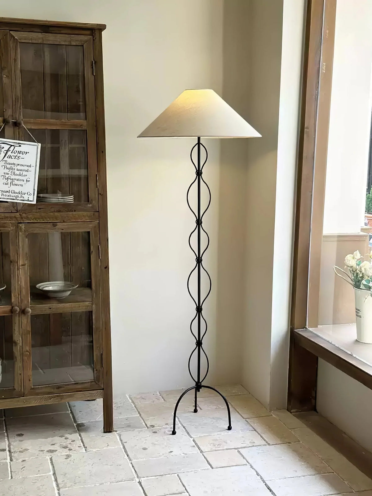 Minimalist_Iron_Twist_Floor_Lamp_3