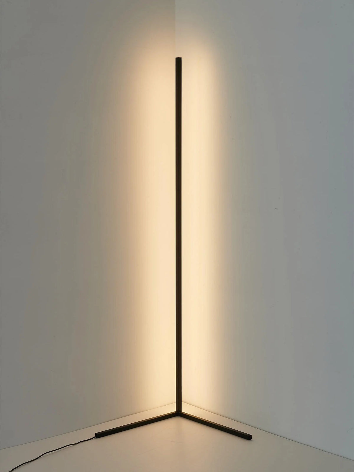 Minimalist_LED_Floor_Lamp_8