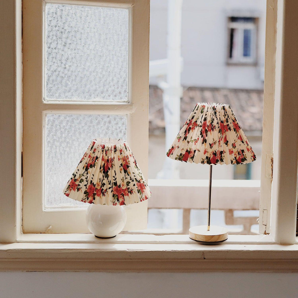 Modern Decorative Table Lamp 16