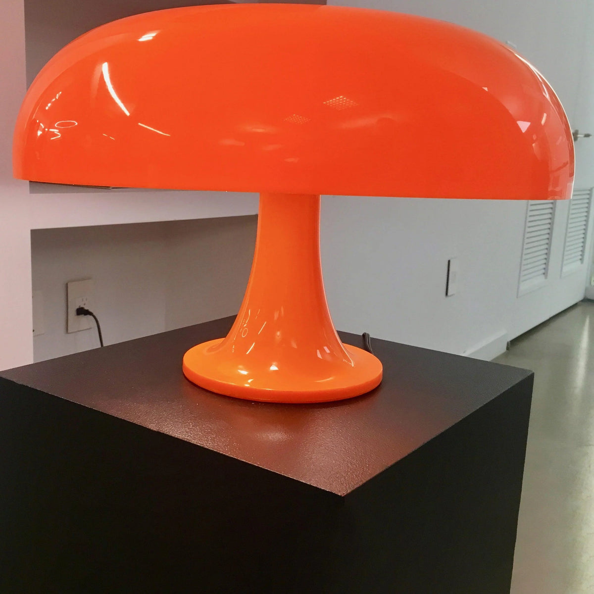 Modern Simple Mushroom Table Lamp 32