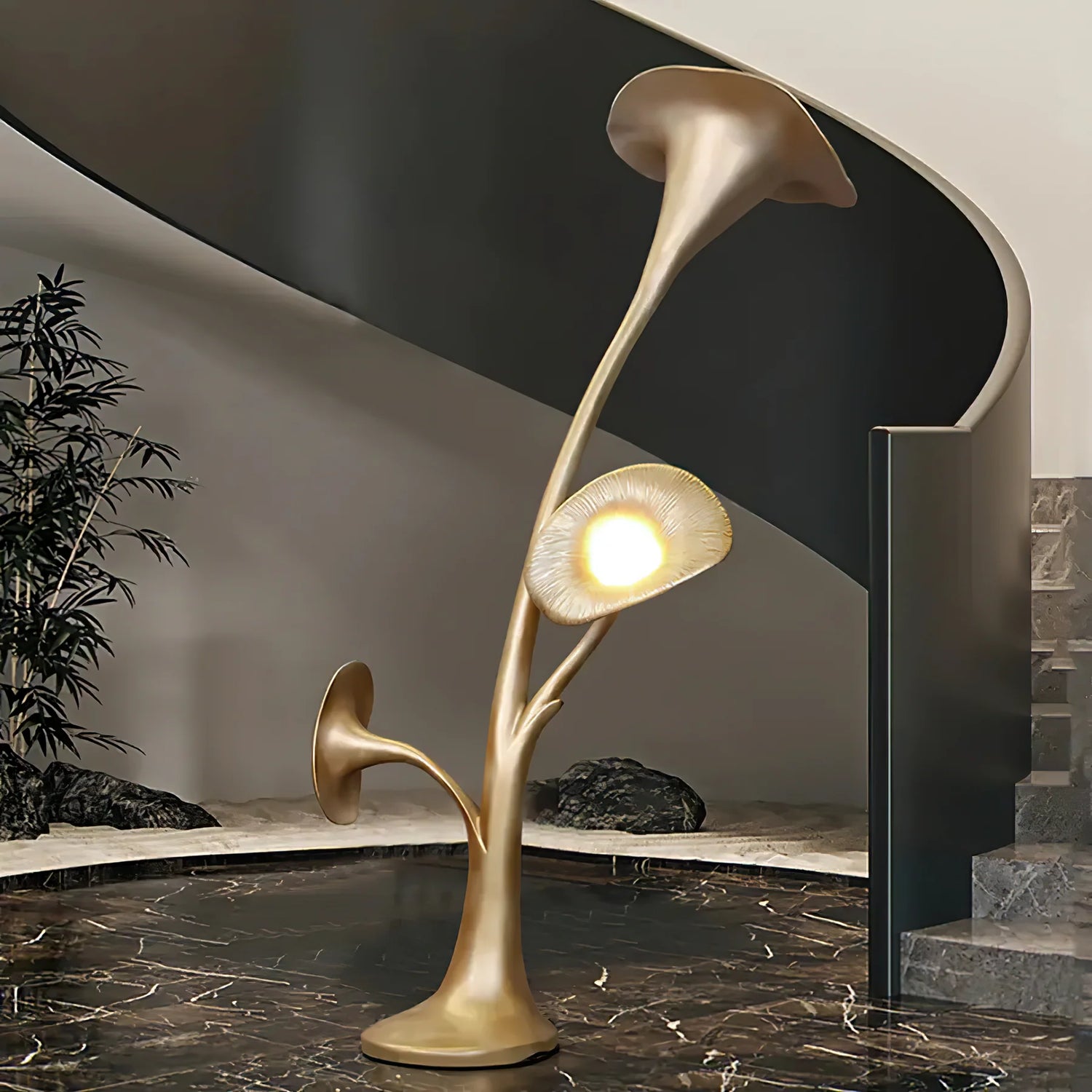 Petunia_Sculpture_Floor_Lamp_2