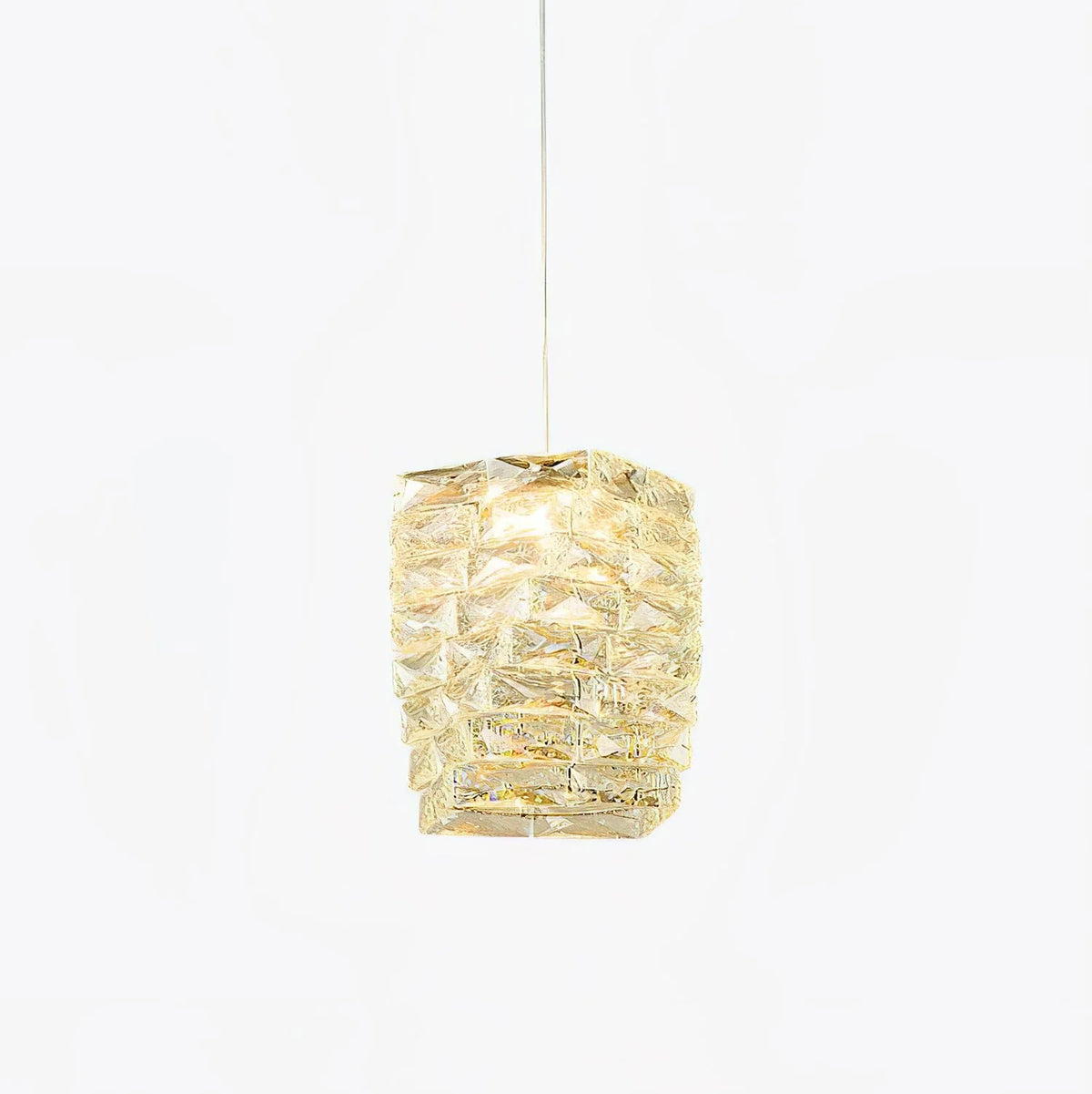 Shimmering_Crystal_Pendant_Lamp_1
