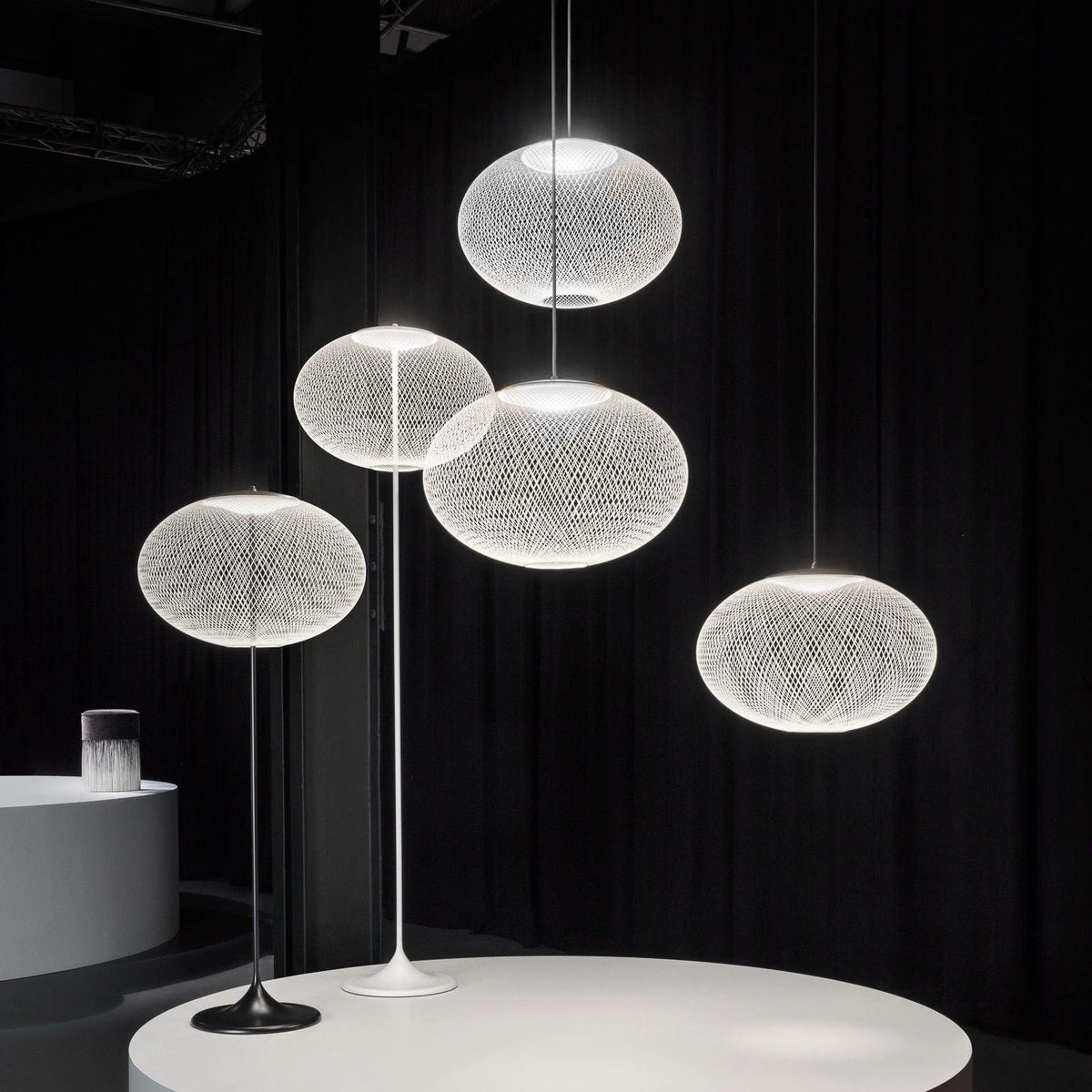 Spherical Mesh Floor Lamp 9