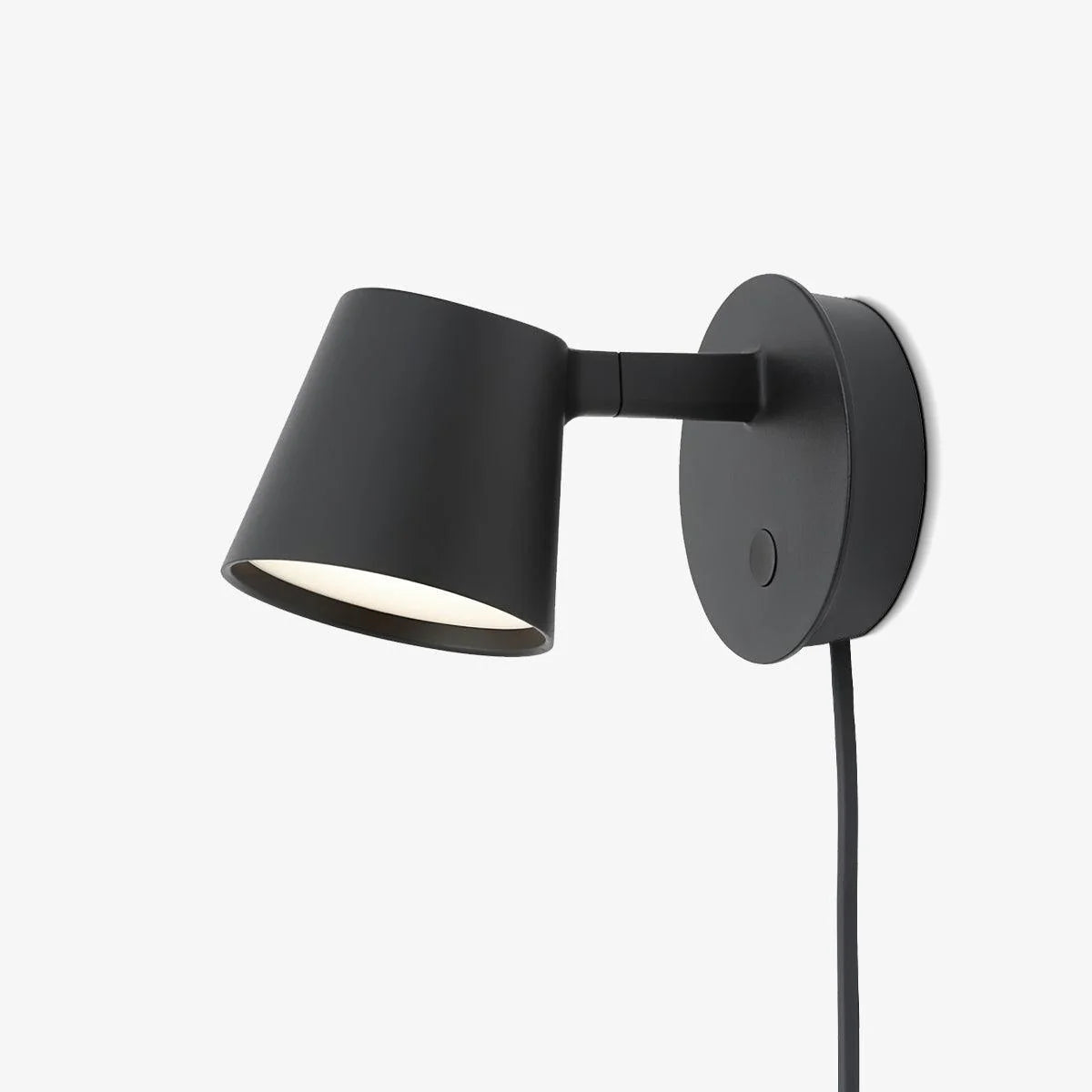 Tip_Plug-In_Wall_Lamp_11