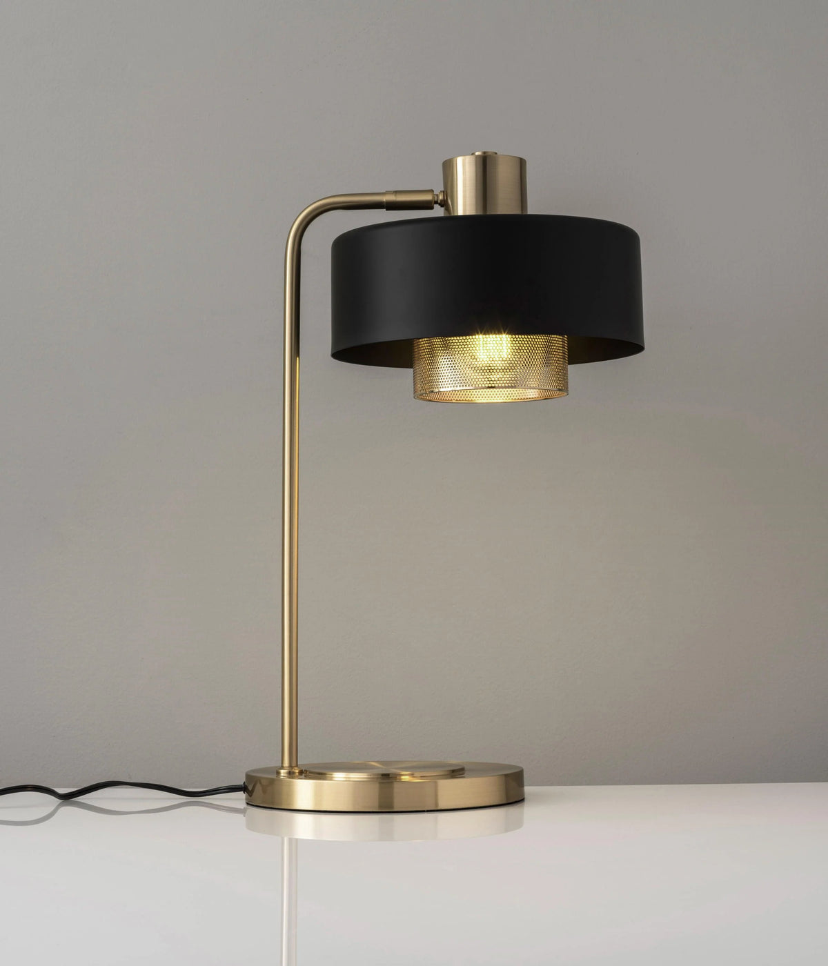 Vintage Black Bedside Table Lamp-2