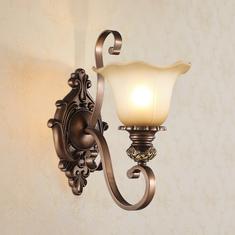 Vintage_European_Wall_Lamp_13