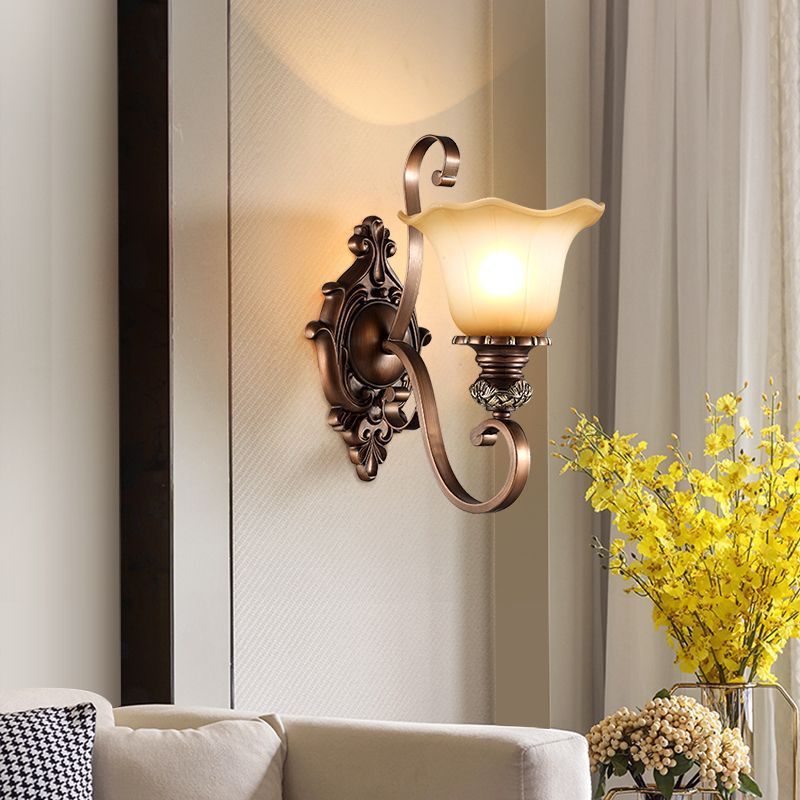Vintage_European_Wall_Lamp_14