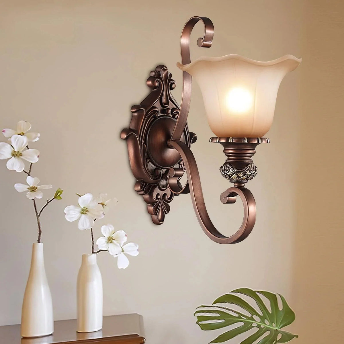 Vintage_European_Wall_Lamp_3