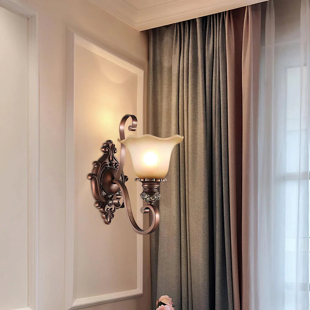 Vintage_European_Wall_Lamp_5