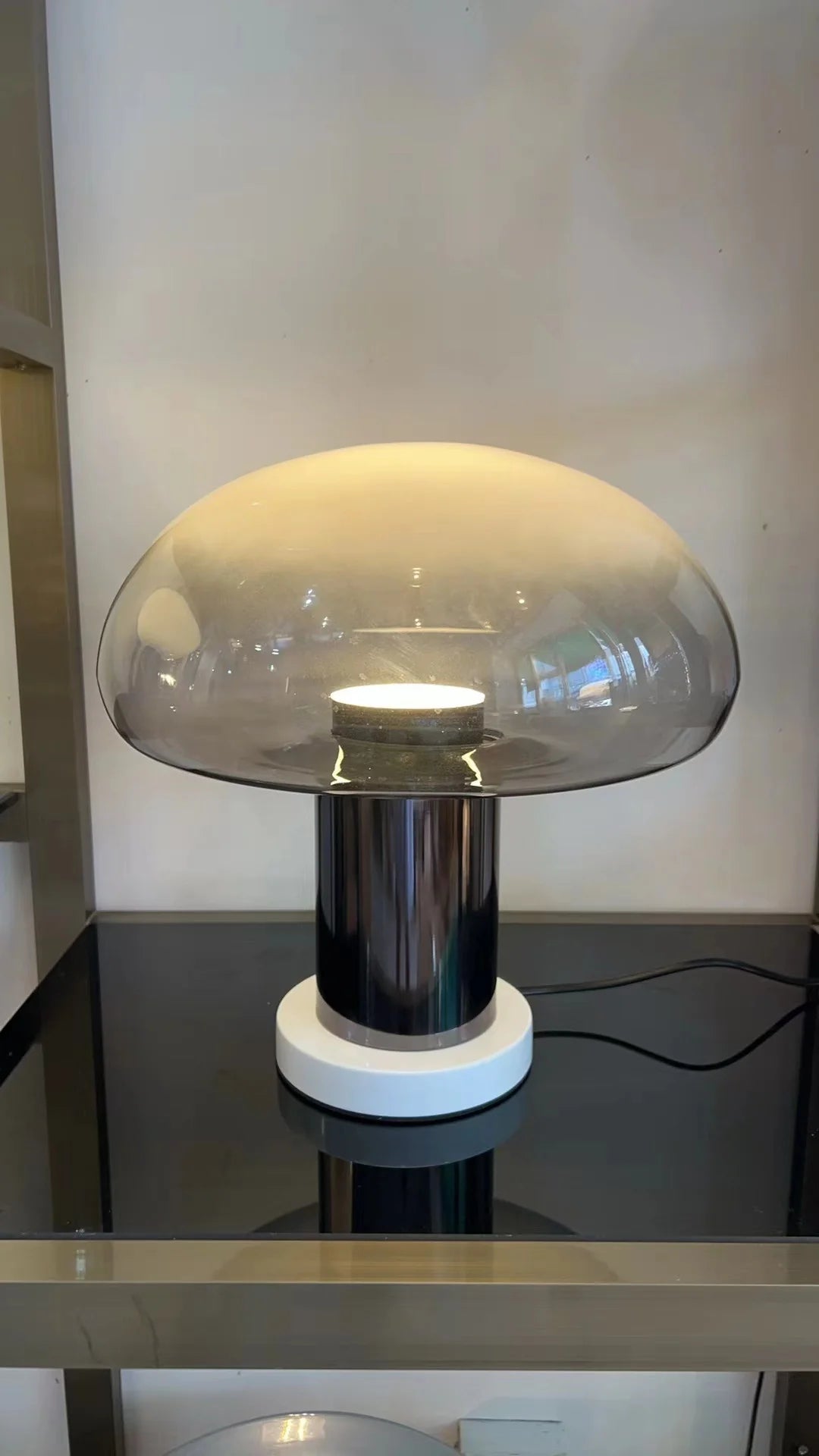 Vintage_L419_Table_Lamp_6
