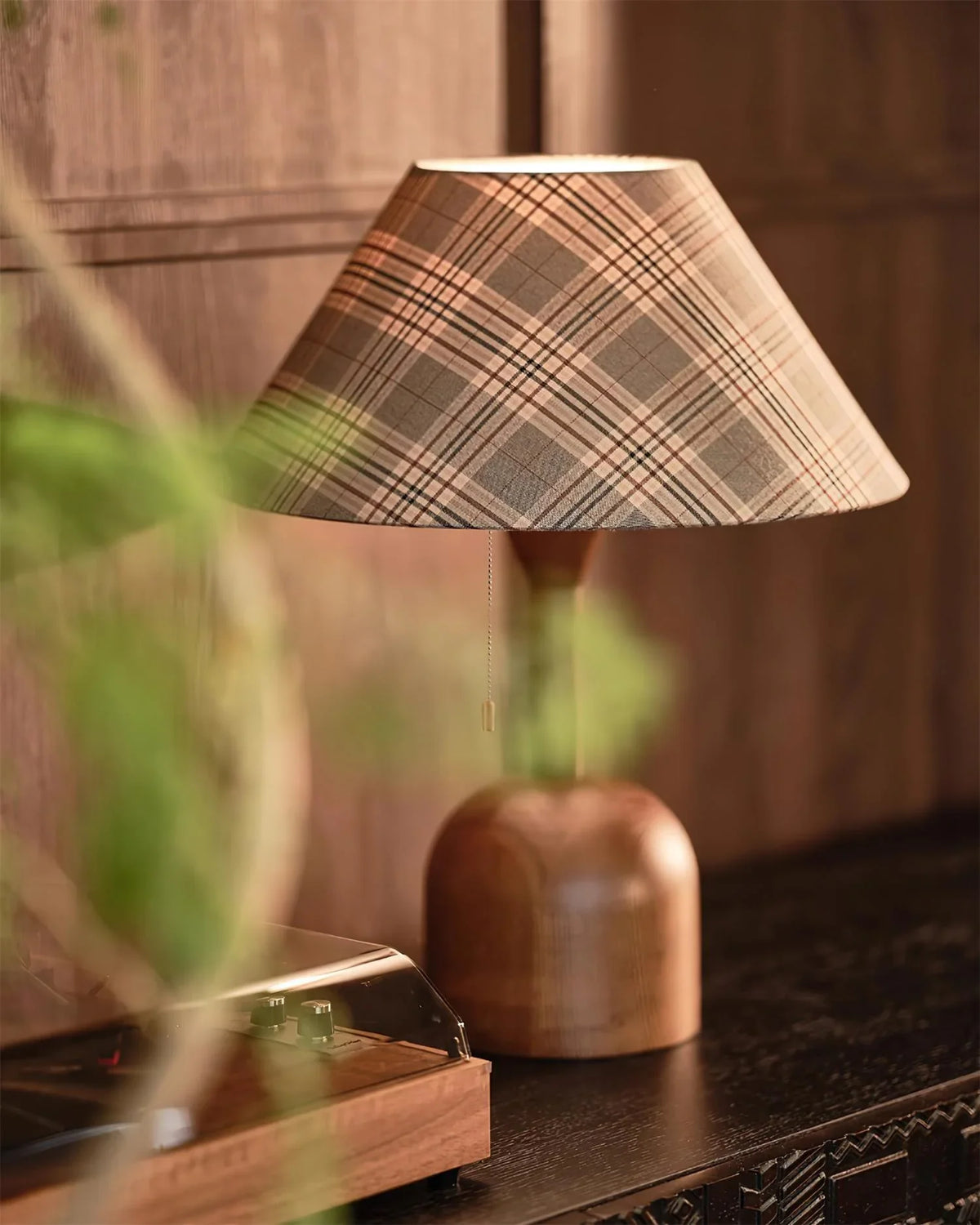 Vintage_Plaid_Table_Lamp_3