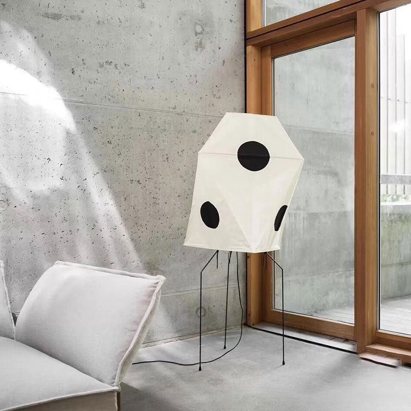Embrace Japanese elegance—rice paper forms the lamp’s body, paired with a geometric design and black elements for soft, aesthetic lighting.