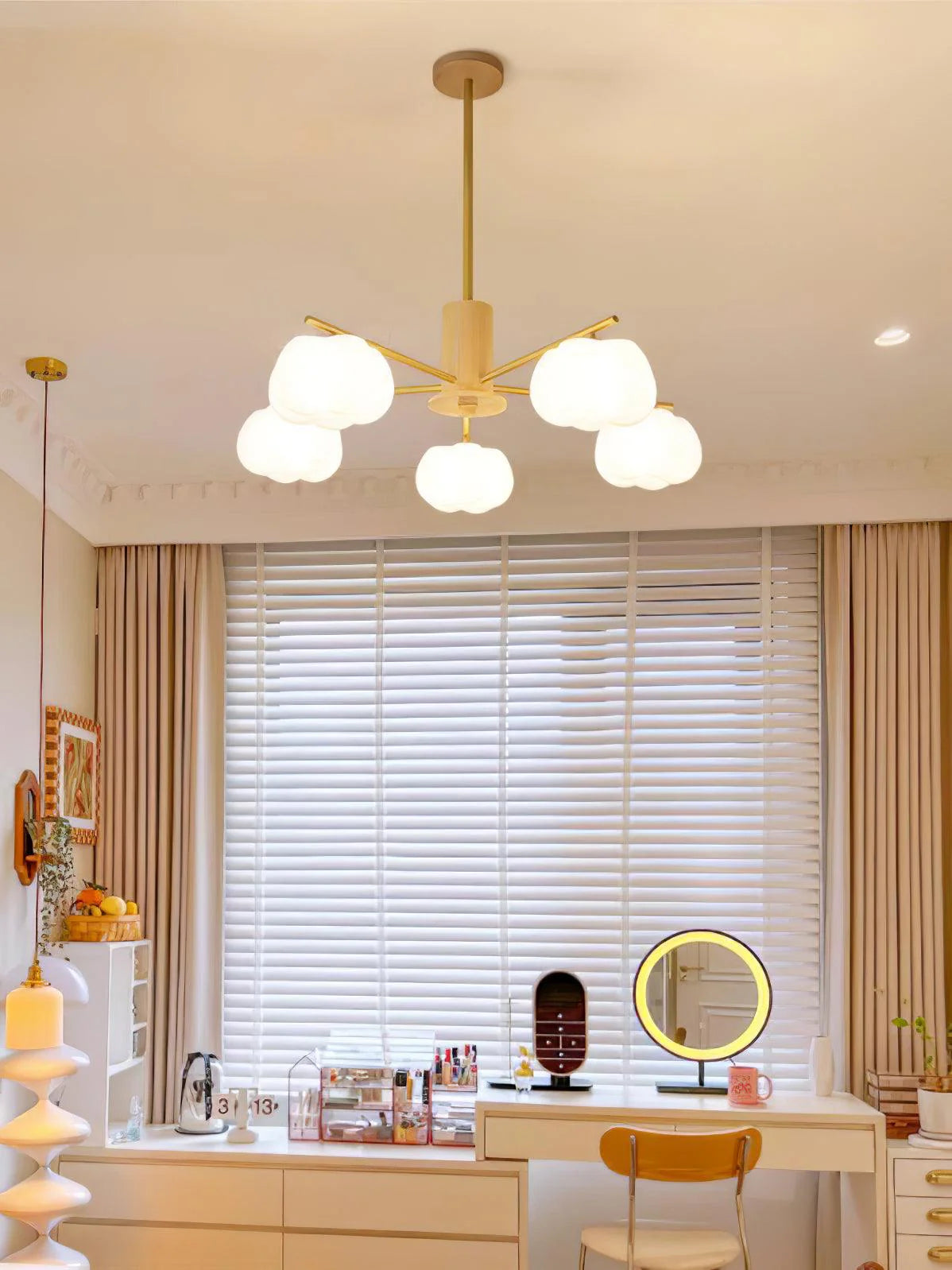 Wooden Pastoral Pumpkin Chandelier 3