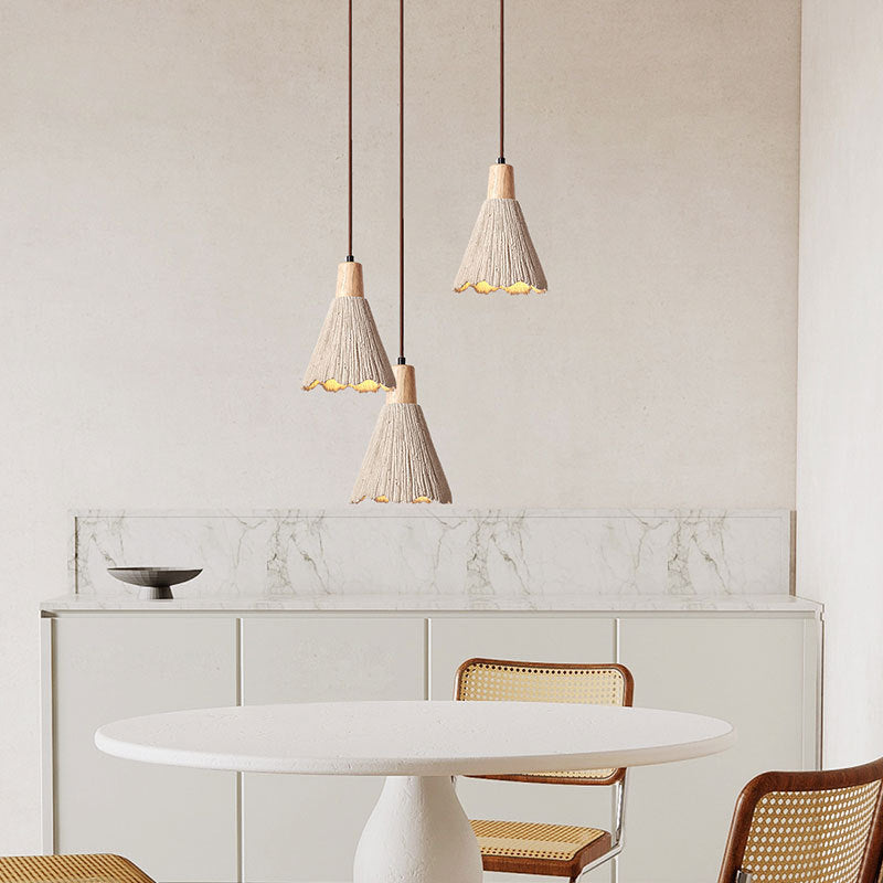 Interior decor with dining room pendant lighting