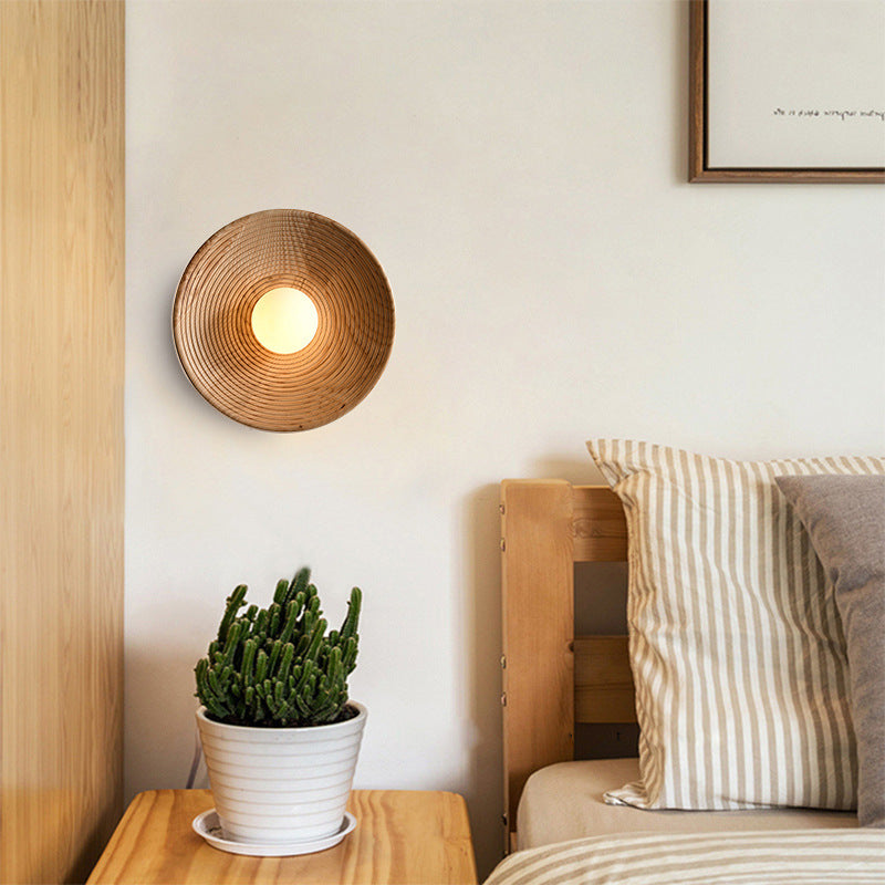 Wooden outline wall lamp: light up your life and decorate your soul