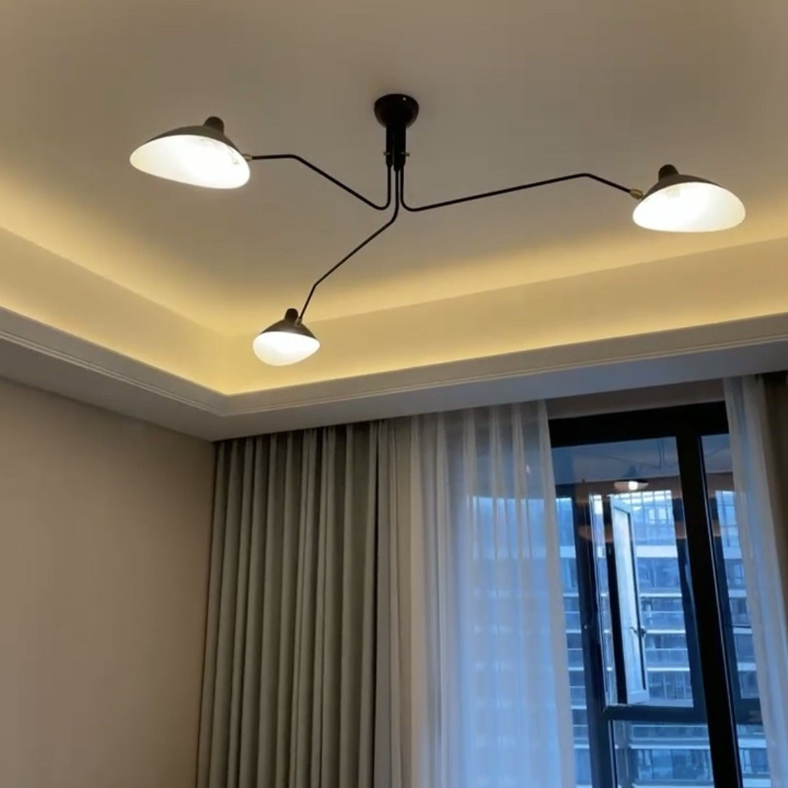 3_Arm_Ceiling_Light_17