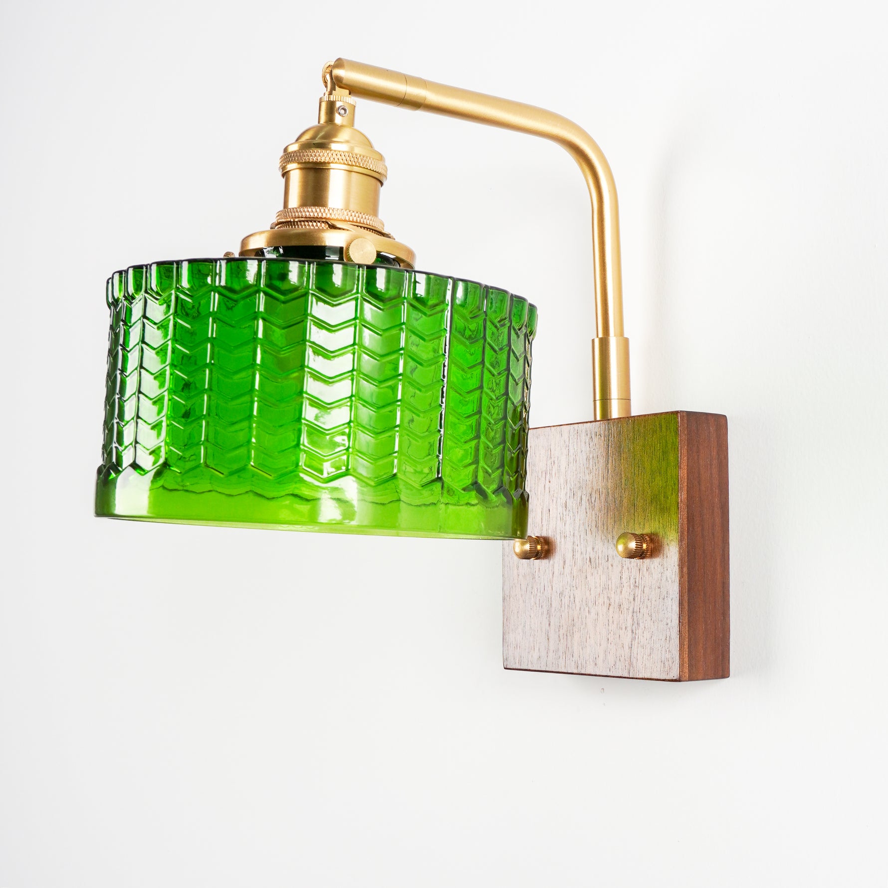 Ada_Wall_Lamp_29