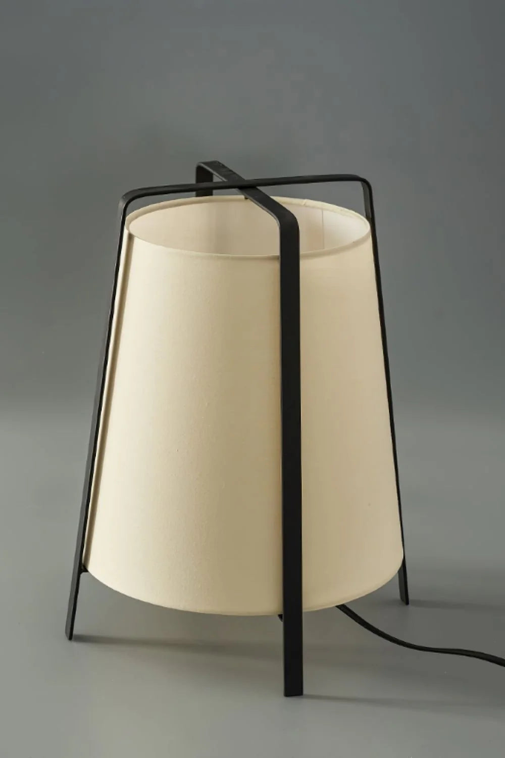 Akane_Table_Lamp_22