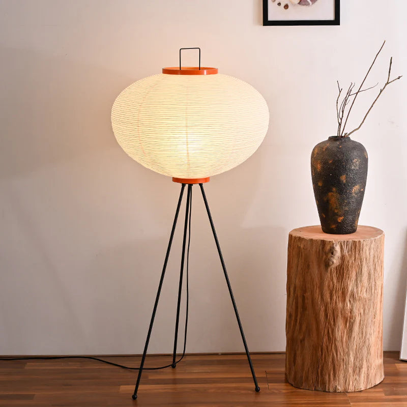 Akari_10A_Floor_Lamp_4