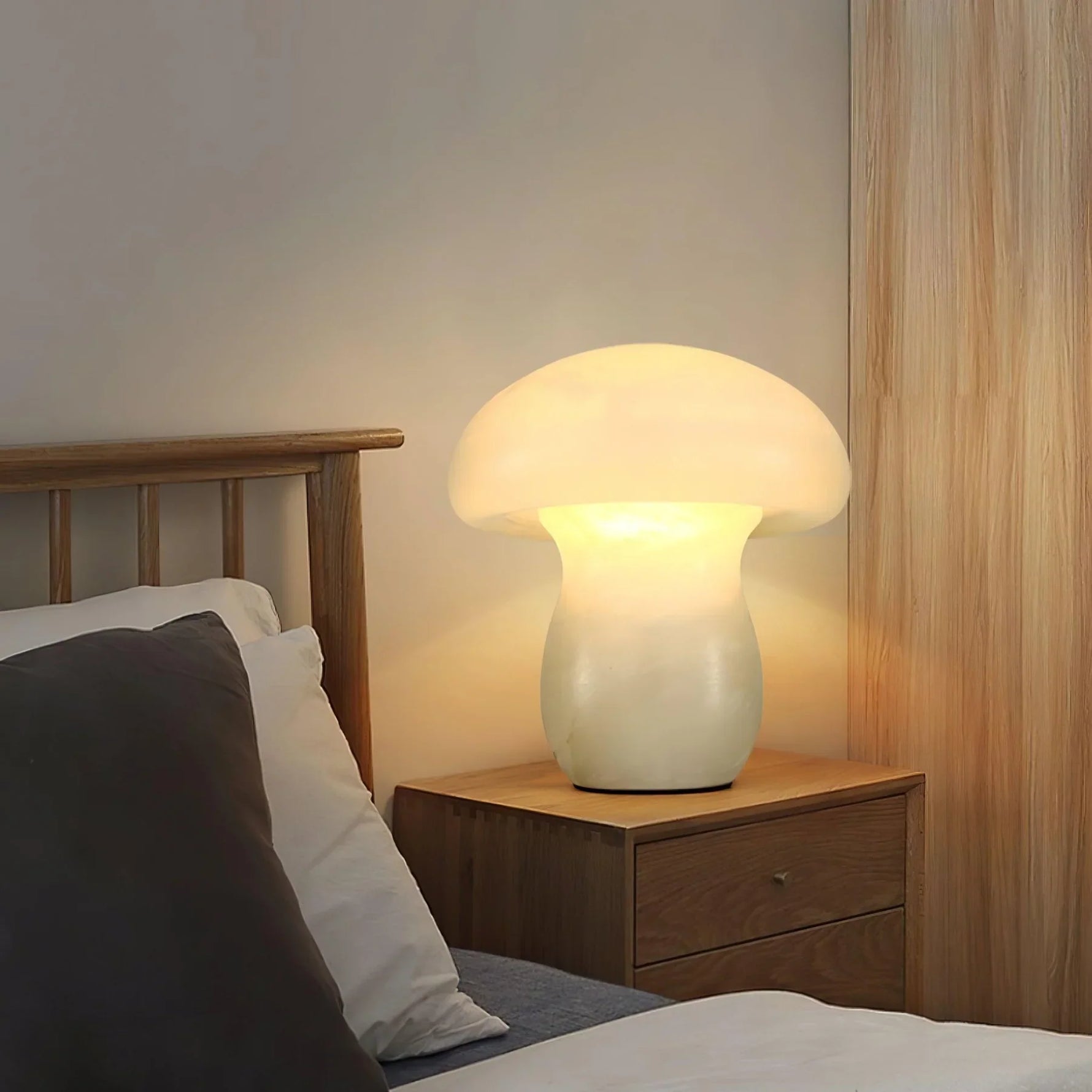 Alabaster_Mushroom_Table_Lamp_3