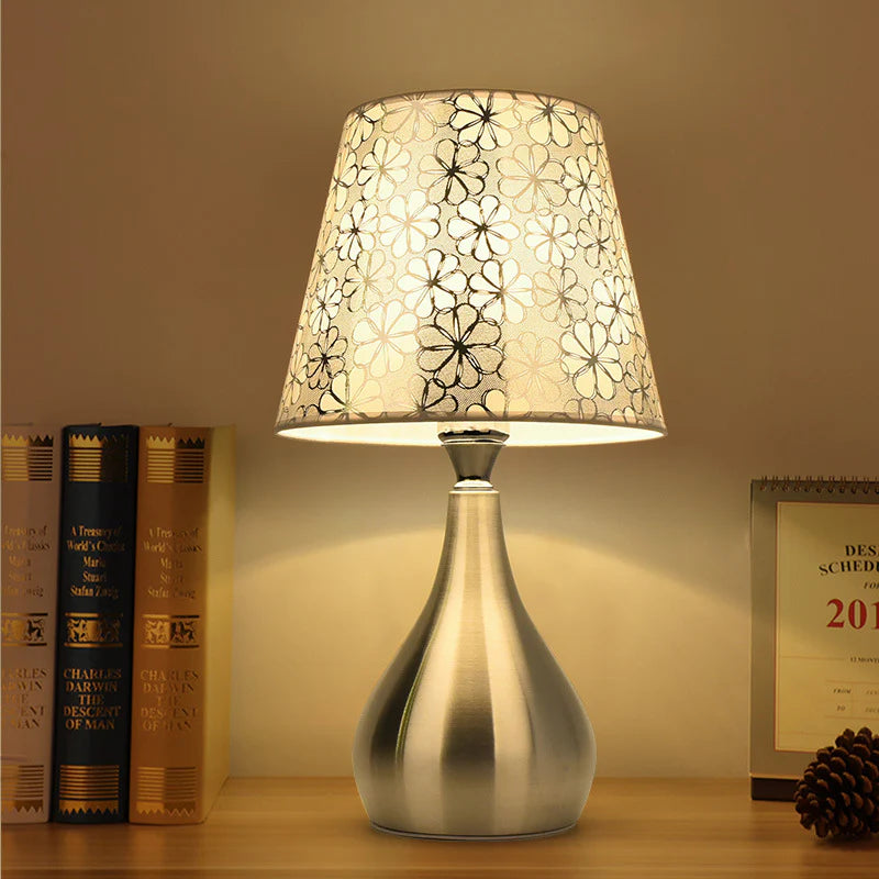 American_Printed_Table_Lamp_2