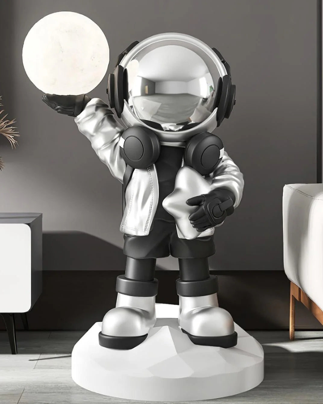 Apollo_Astronaut_Floor_Lamp_12