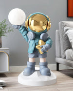 Apollo_Astronaut_Floor_Lamp_4