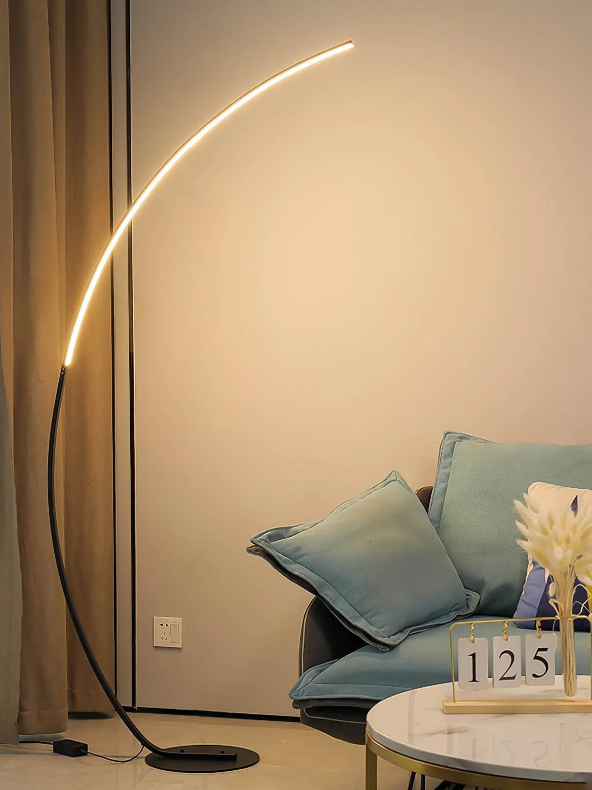 Arc_Floor_Lamp_10