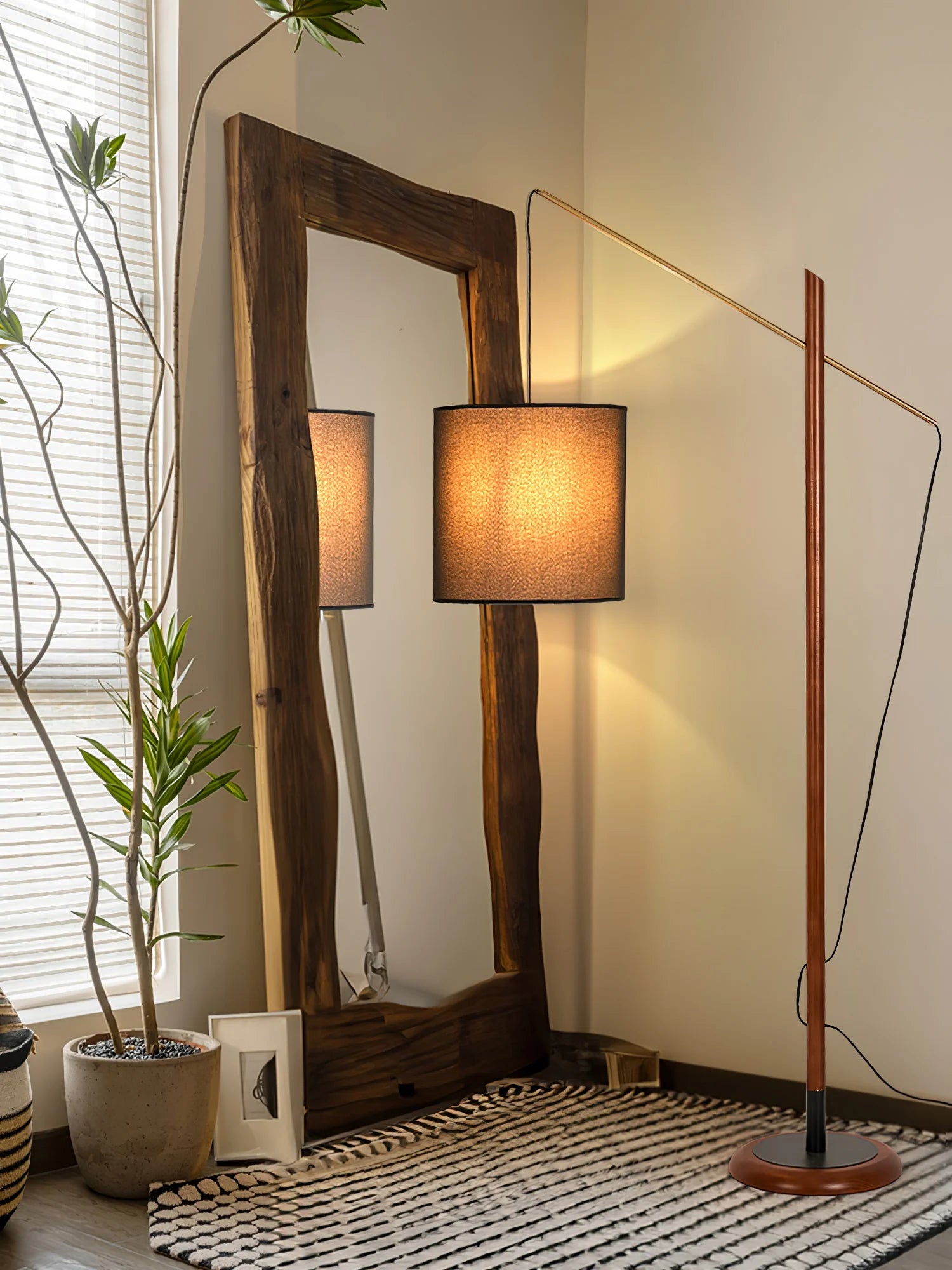 Archer_Floor_Lamp_3