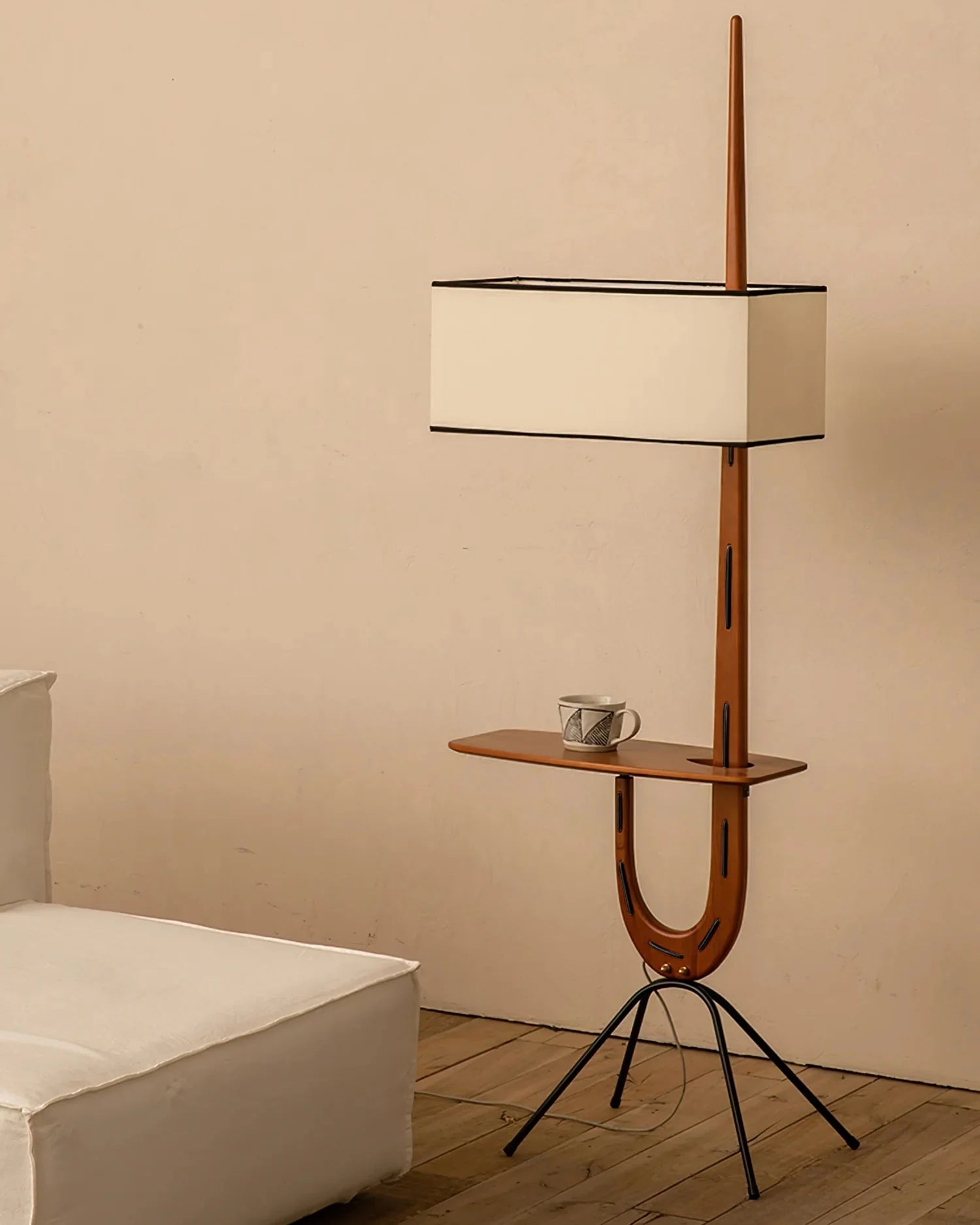 Ardent_Arch_Floor_Lamp_9