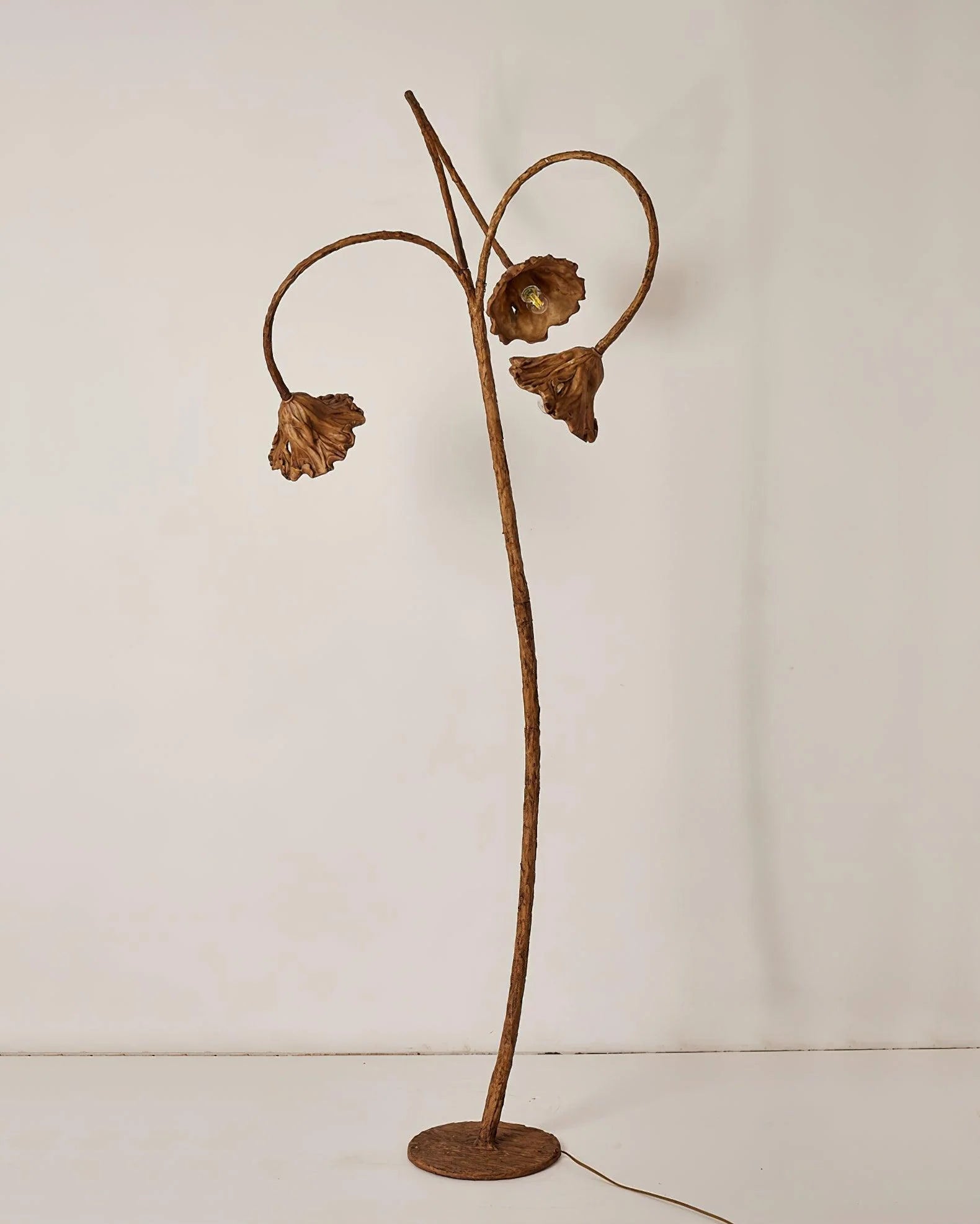 Artistic Lotus Leaf Floor Lamp 8