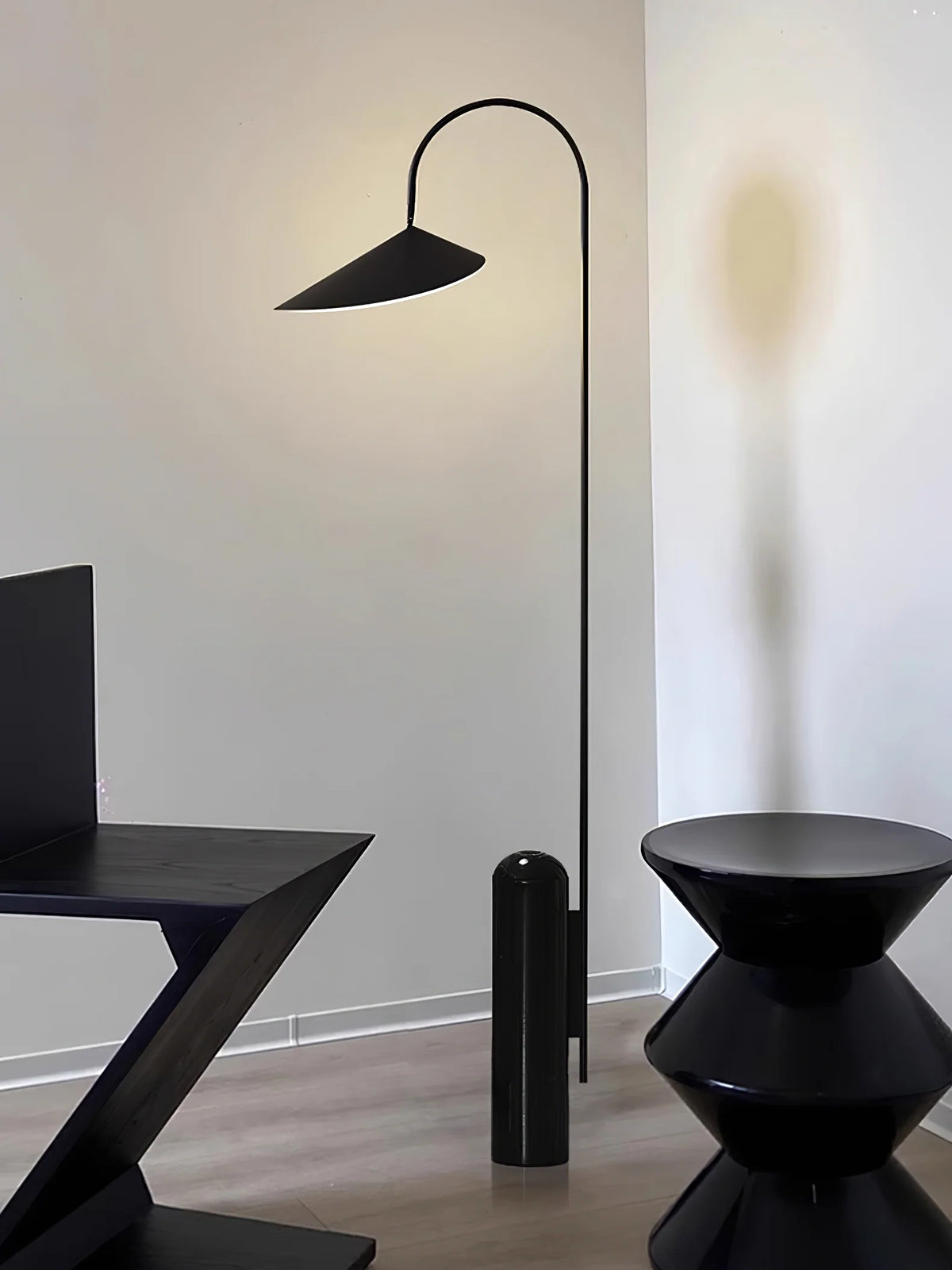 Arum_Floor_Lamp_8