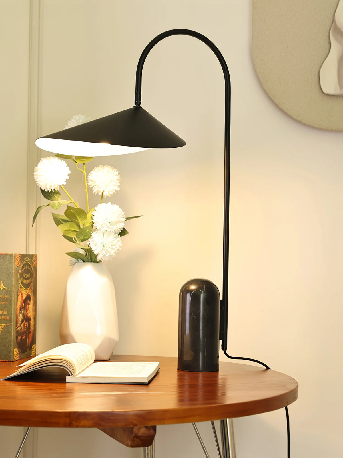 Arum Table Lamp 15