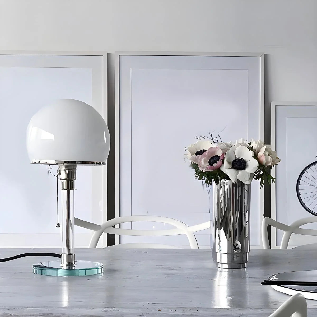 Bauhaus_Global_Table_Lamp_3