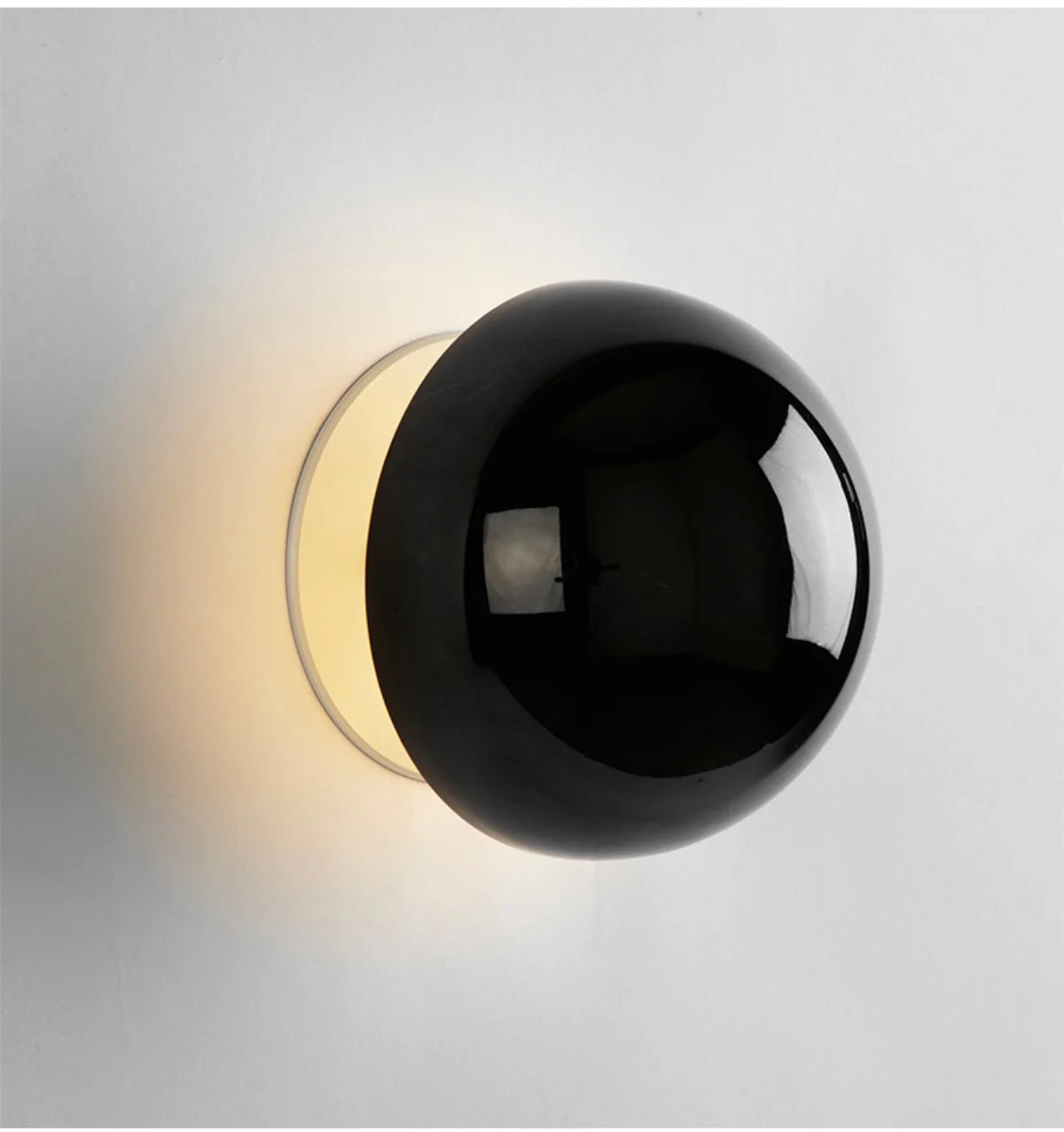 Bauhaus_Meteorite_Wall_Lamp_18