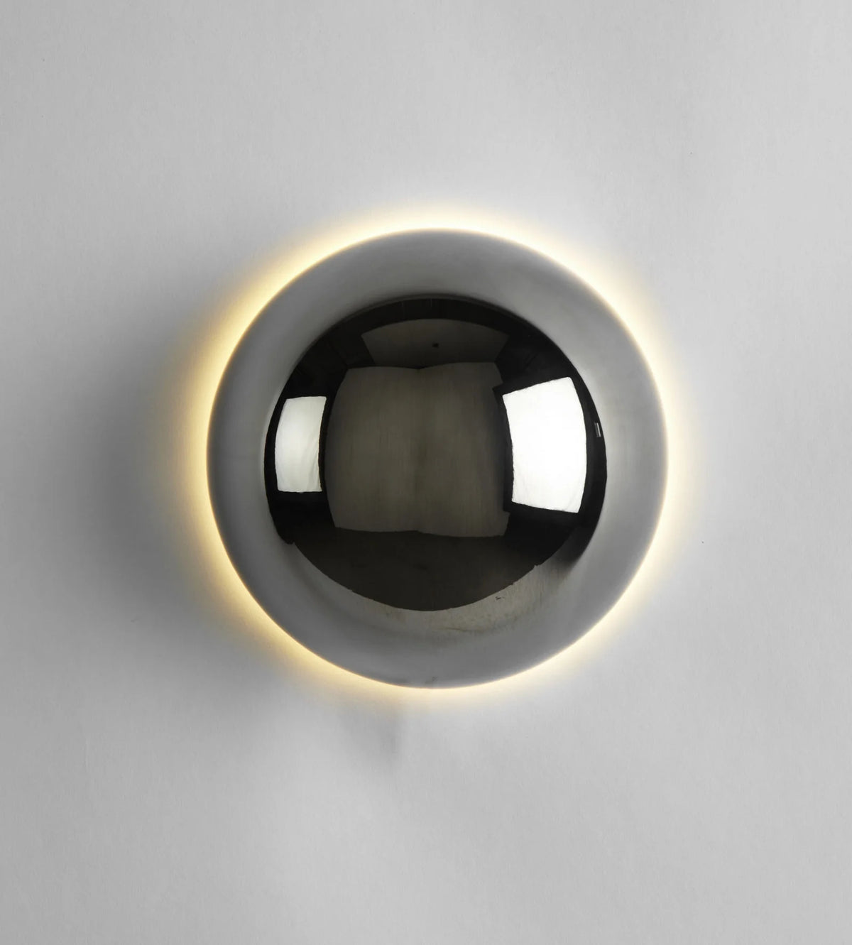 Bauhaus_Meteorite_Wall_Lamp_7